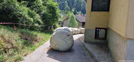 Sanacija po neurju v Motniku (2)